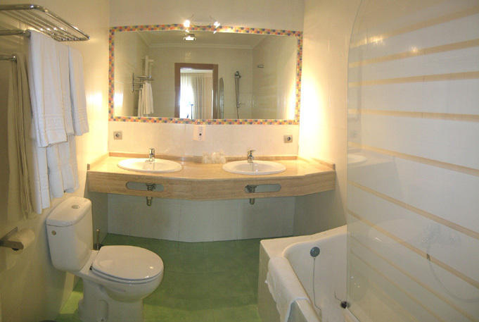 Hostal Del Carmen Santander Zimmer foto